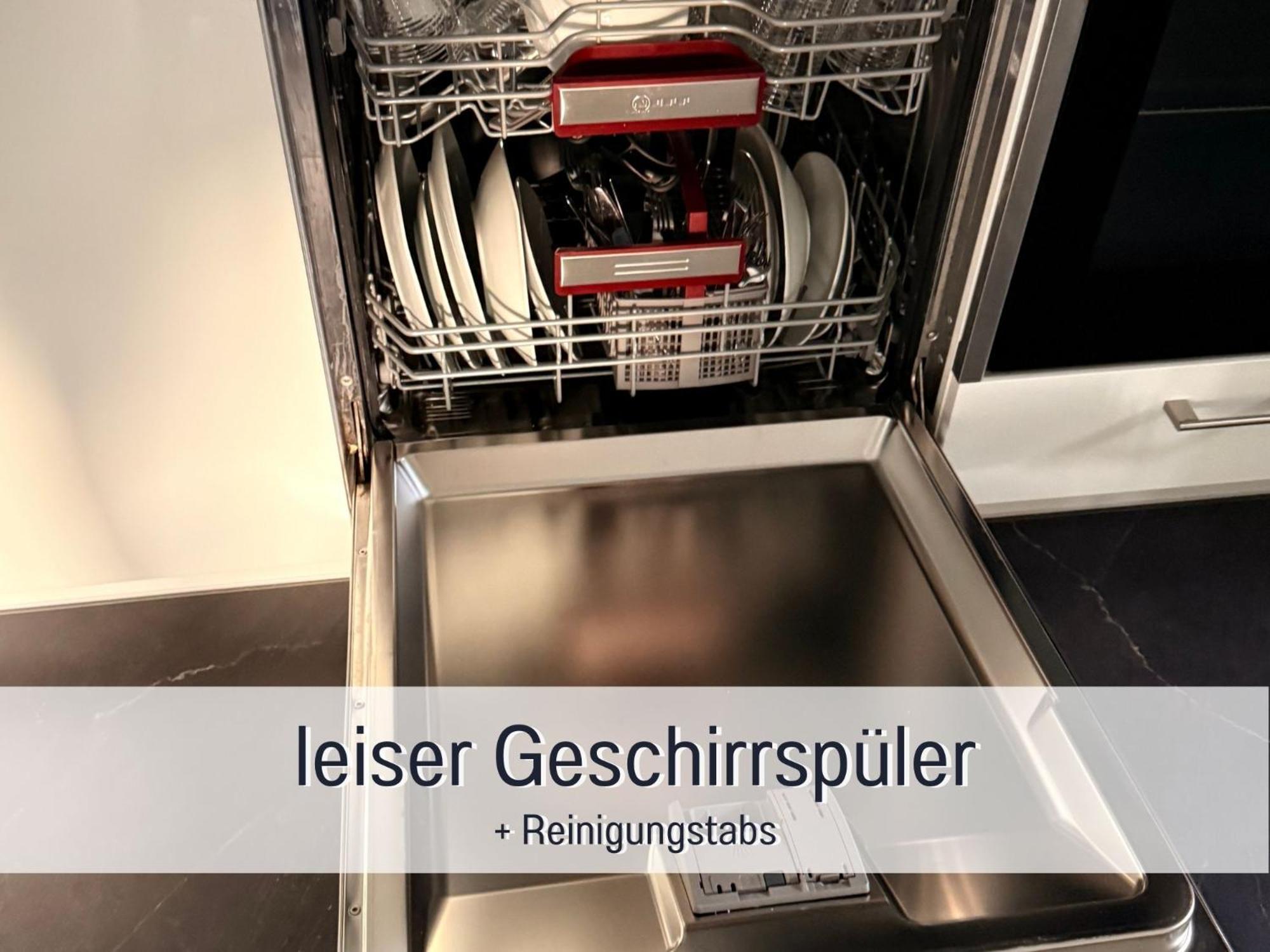 Penthouse - 3 Schlafzimmer- Sonnige Dachterrasse -Whirlpool & Alpenblick - Perfekt Fuer Romantik Oder Familienurlaub Mit Kind, Hund Willkommen - By Ferienwohnenamsee - Юберлинген Екстериор снимка